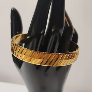 Crown Trifari Vintage Gold Cuff Size L